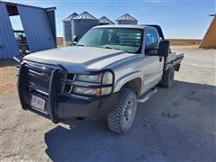 2006 Chevrolet 2500HD 4x4 Flatbed Pickup W/Bale Bed 