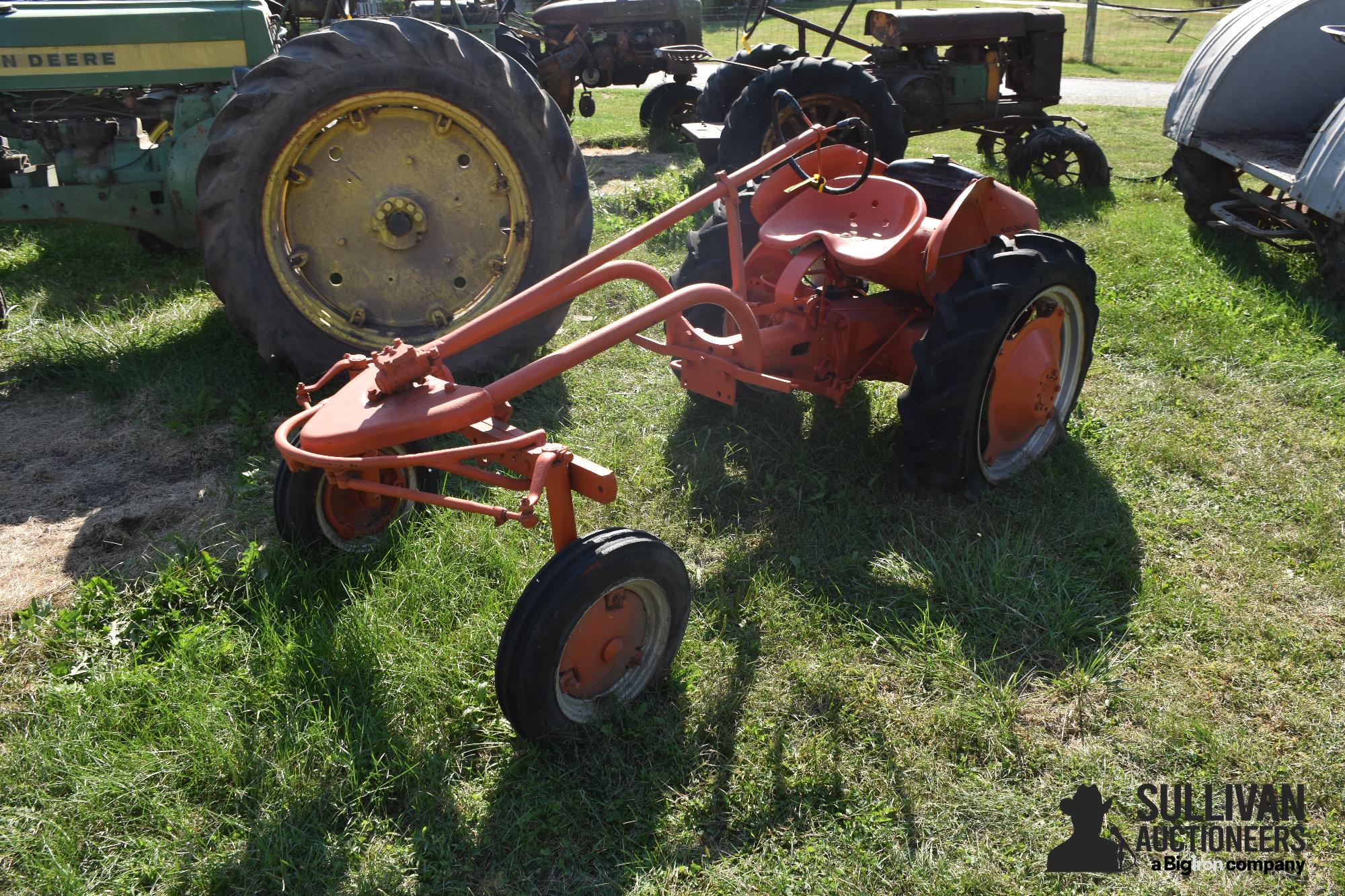 Allis-Chalmers G 2WD Tractor 