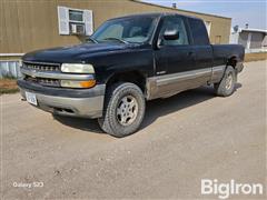 2002 Chevrolet Silverado 1500 4x4 Extended Cab Pickup 