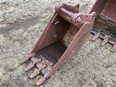 John Deere 4 Tooth Digging Bucket 