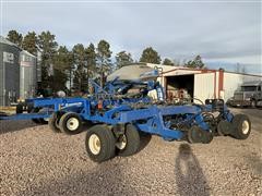 2014 New Holland P2085 40’ Air Seeder 