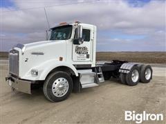 1998 Kenworth T800 Day Cab T/A Truck Tractor 