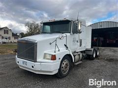 1995 White/GMC T/A Truck Tractor 