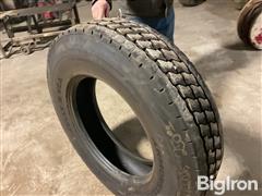 Kelly 11R-24.5 Truck Tire 