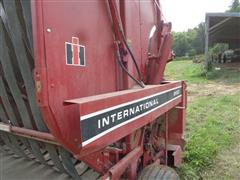 items/8046ab4d4856ef11a4e6000d3a62e002/international2400roundbaler-6_27120cd38c99491ea41cf44d6da3ee49.jpg