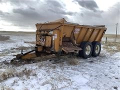 KUHN Knight 8124 ProTwin Slinger Manure Spreader 