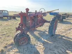 Farmall F20 Narrow Front Tractor 