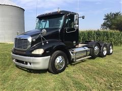 2006 Freightliner Columbia 120 Tri/A Truck Tractor 