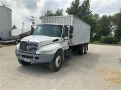 2002 International 4300 SBA T/A Grain Truck 