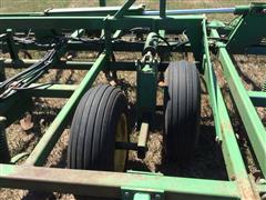 items/80cead903c2eee11a81c0022488cca71/johndeere960fieldcultivator-139_126ecae708e3457db84bf90de2479e9d.jpg