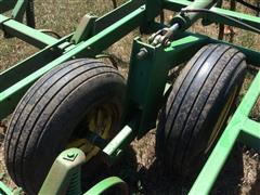 items/80cead903c2eee11a81c0022488cca71/johndeere960fieldcultivator-139_88a7286292004bfe925a4a8462e8e6dc.jpg