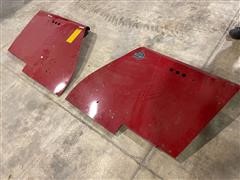 International 444 Tractor Fenders 