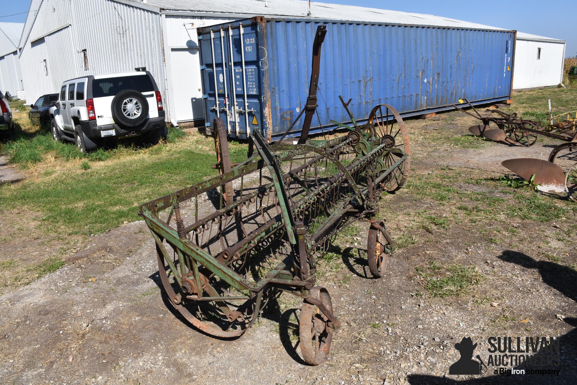 John Deere Hay Rake 