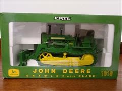 John Deere 1010 Toy Crawler W/Blade 