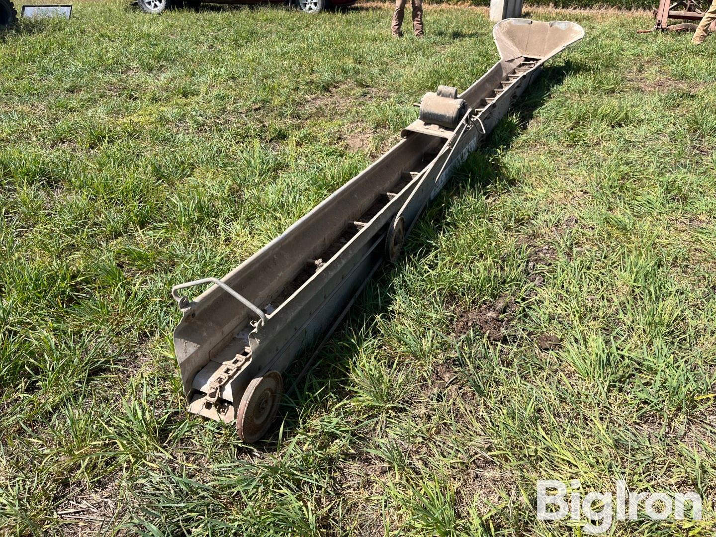 Harvest Handler Model C 20' Aluminum Elevator 