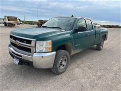 2010 Chevrolet 2500 HD 4x4 Extended Cab Pickup 