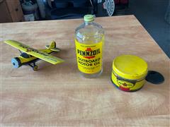 Pennzoil Airplane And Oil Bottles 