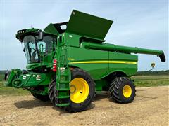 2023 John Deere S780 2WD Combine 