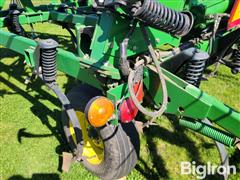 items/814bf2b9490ef0119d476045bd49d9c9/1995-john-deere-980-30-field-cultivator_882118c90d1445e29920a13d4670f6ac.jpg