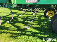 items/814bf2b9490ef0119d476045bd49d9c9/1995-john-deere-980-30-field-cultivator_a7734b3d55d94c7ab4a6535d25aa4ce1.jpg