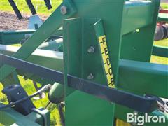 items/814bf2b9490ef0119d476045bd49d9c9/1995-john-deere-980-30-field-cultivator_b14d41a210b242e0bab94c3074c13c85.jpg
