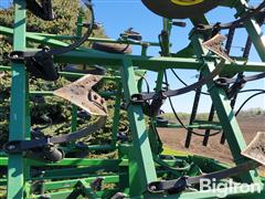 items/814bf2b9490ef0119d476045bd49d9c9/1995-john-deere-980-30-field-cultivator_b35d1cdb42b347989233cd18918550c0.jpg