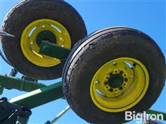 items/814bf2b9490ef0119d476045bd49d9c9/1995-john-deere-980-30-field-cultivator_b3deae4c4077413b839a35e9e143fceb.jpg
