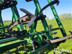 items/814bf2b9490ef0119d476045bd49d9c9/1995-john-deere-980-30-field-cultivator_d5376aecc990489c9ddfcd231fd9d0a9.jpg