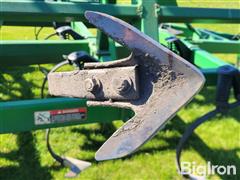 items/814bf2b9490ef0119d476045bd49d9c9/1995-john-deere-980-30-field-cultivator_d6f9bc5eb7fe4f719895c274157180e4.jpg
