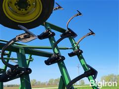 items/814bf2b9490ef0119d476045bd49d9c9/1995-john-deere-980-30-field-cultivator_dd0ae0e8c04b47c0a442ed6e12644d09.jpg