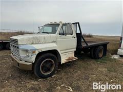 1982 Ford F600 Flatbed Truck 