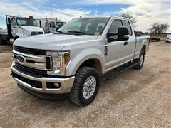 2019 Ford F250 XLT Super Duty 4x4 Extended Cab Pickup 