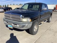 1997 Dodge RAM 1500 4x4 Extended Cab Pickup 