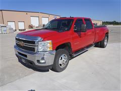 2012 Chevrolet Silverado 3500 HD 4x4 Crew Cab Pickup 