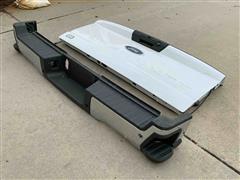 2023 Ford F350 XLT Super Duty Tailgate & Rear Bumper 