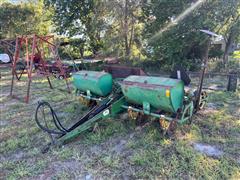 John Deere 1250 4R30" Planter 