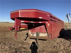 2000 Titan 24’ T/A Livestock Trailer 