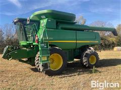 2009 John Deere 9870 STS 4WD Combine 