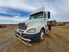 2005 Freightliner Columbia 120 S/A Truck Tractor 