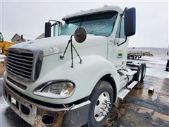 2010 Freightliner Columbia T/A Truck Tractor 