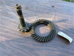 Chevrolet 10 Bolt Ring & Pinion 