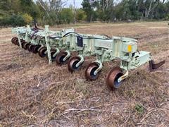 Orthman 8350 3-Pt 12R30 Cultivator 