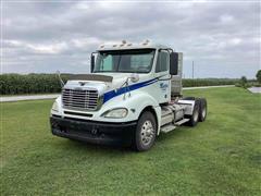 2010 Freightliner Columbia 120 T/A Truck Tractor 