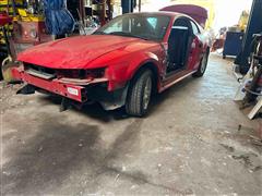 2004 Ford Mustang 2-Door Coupe 
