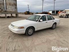 1996 Ford Crown Victoria Police Interceptor 4-Door Sedan 