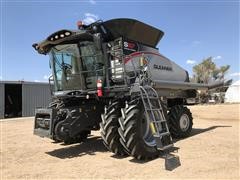 2019 Gleaner S97 Super Series Combine 