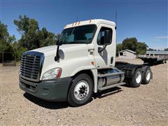 2012 Freightliner Cascadia 125 T/A Truck Tractor 