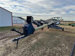 Harvest H1382 Auger W/Swing Out Hopper 