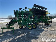 2016 John Deere 1795 MaxEmerge 5 24R20 Planter 