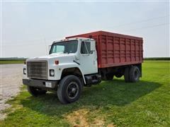 1980 International 1824 S/A Grain Truck 